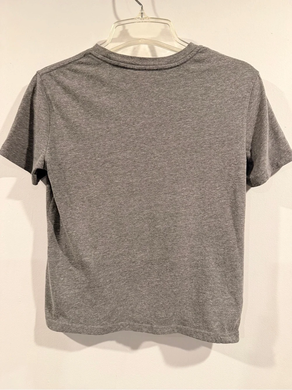 Old Navy Gray Short Sleeve Tee with Orange & Black Titan Graphic